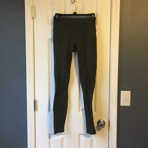 Lululemon hunter green toasty tech legging tight